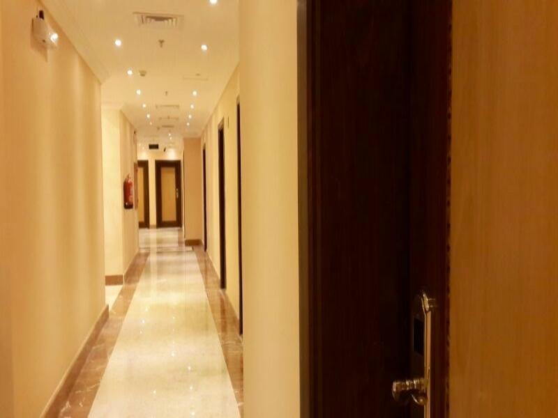 Qasr Al Azizia Hotel Mecca Exterior photo
