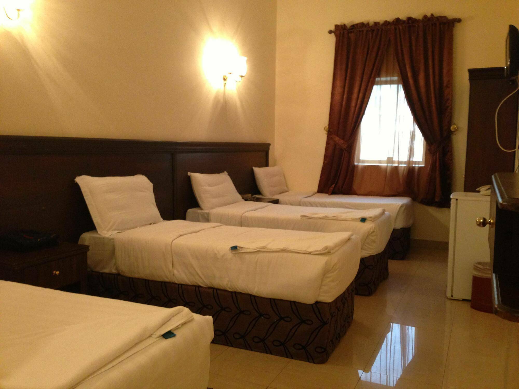 Qasr Al Azizia Hotel Mecca Exterior photo