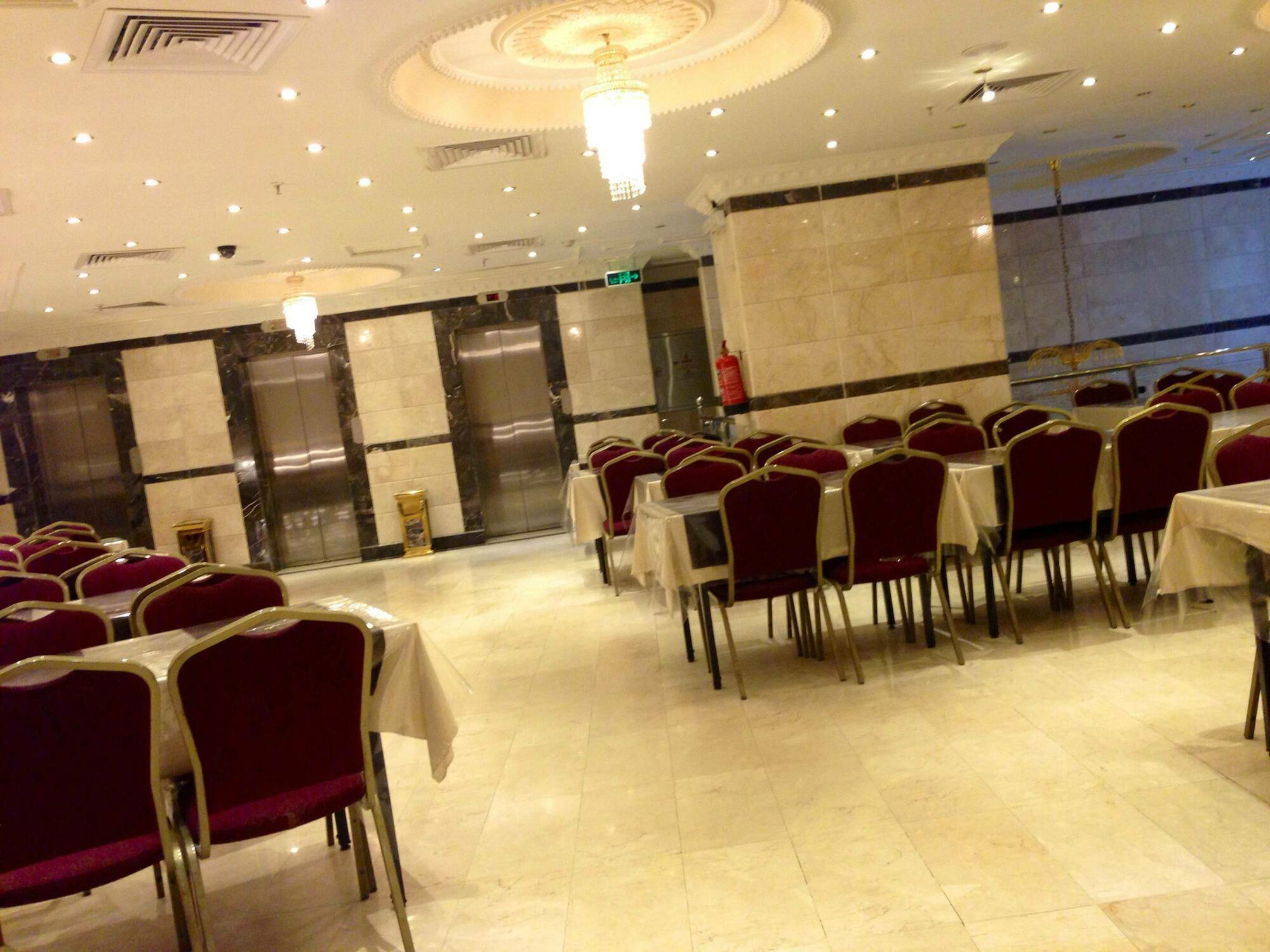Qasr Al Azizia Hotel Mecca Exterior photo
